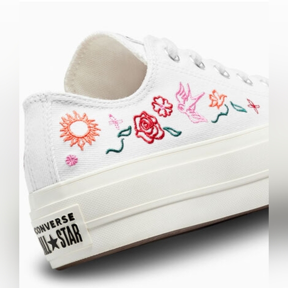 🆕️CHUCK TAYLOR ALL STAR LIFT PLATFORM SUMMER EMBROIDERY SIZE 7 **RUN BIG - Picture 6 of 12